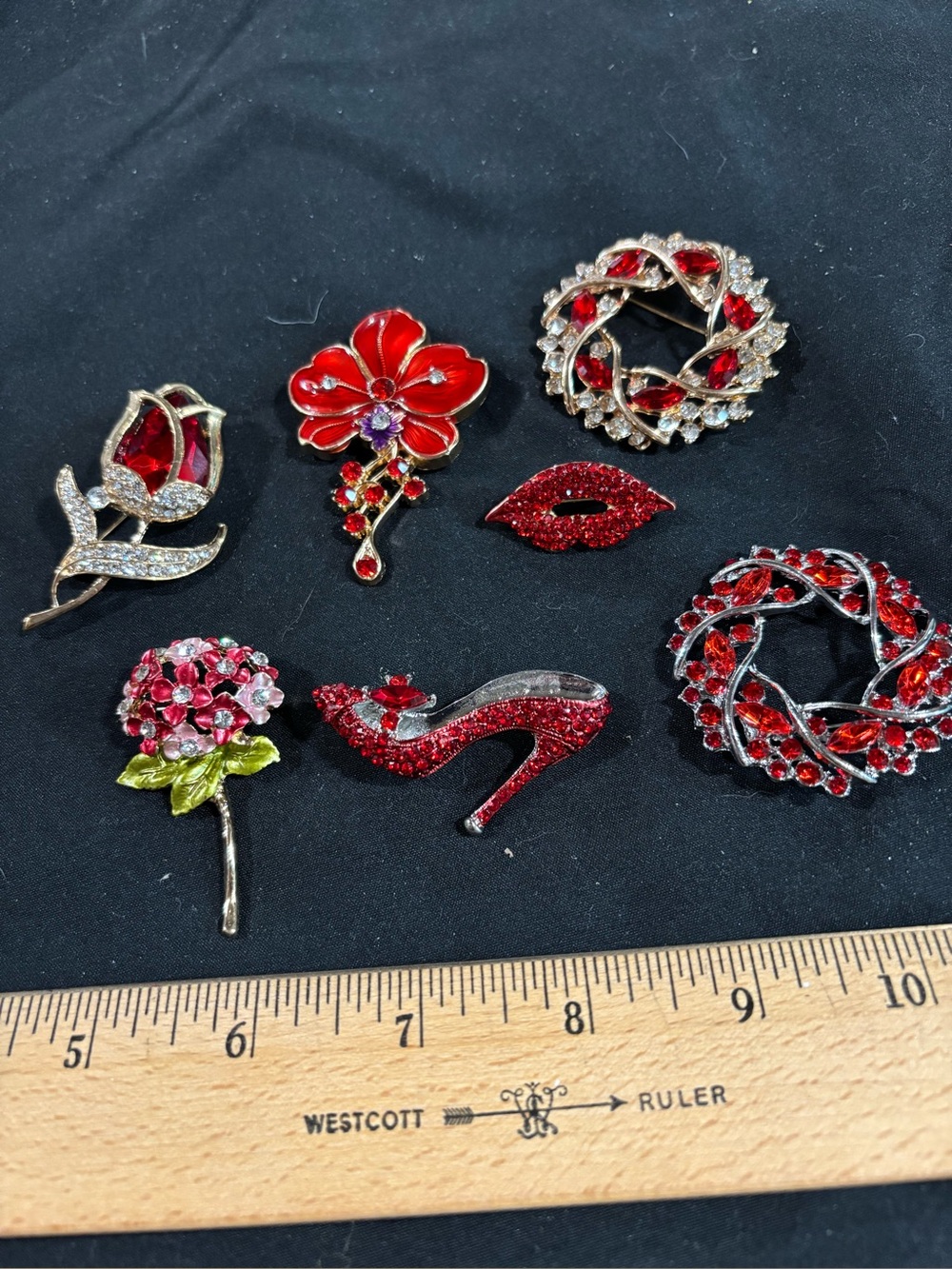 RED RHINESTONE PIN BROICH LOT OF  7 NWOT SILVER GOLD TONE